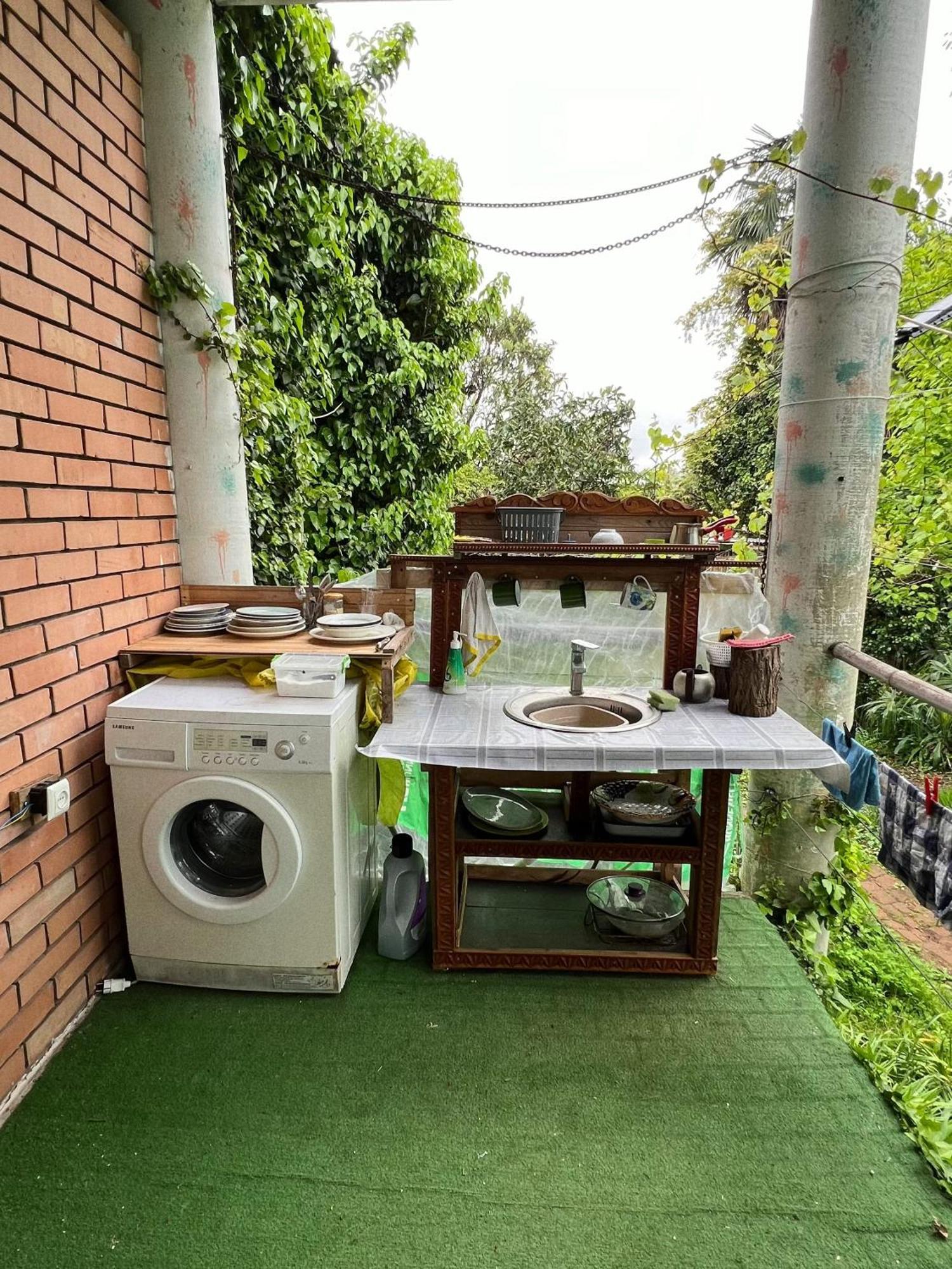 Guesthouse Eco Chakvi Bagian luar foto