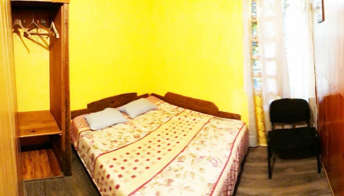 Guesthouse Eco Chakvi Bagian luar foto