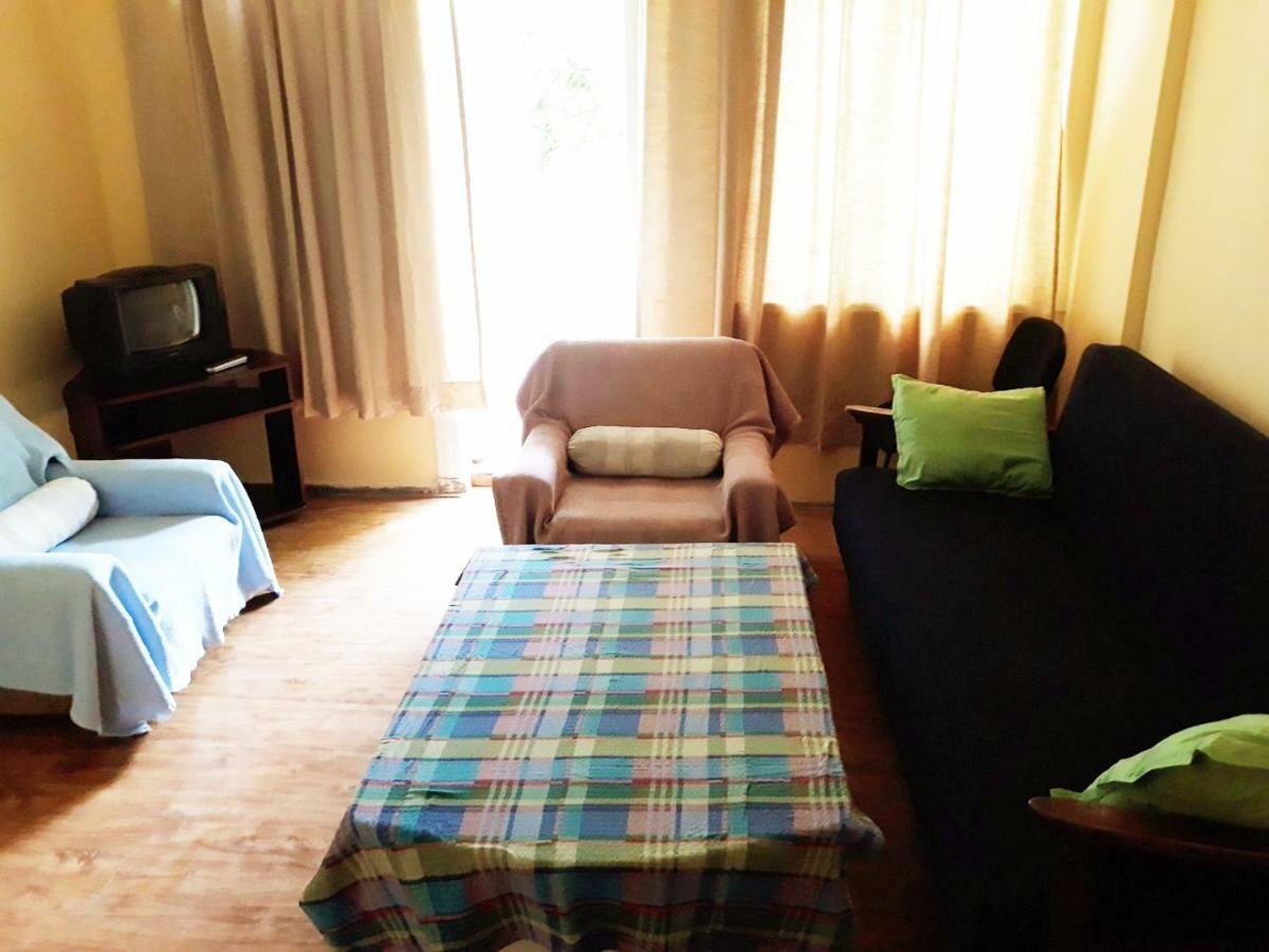 Guesthouse Eco Chakvi Bagian luar foto